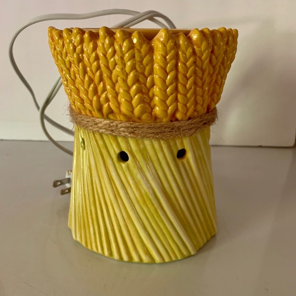 Grateful Harvest Scentsy Warmer